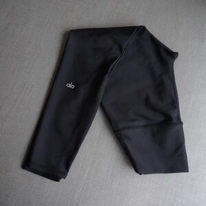 ALO Yoga Black Airbush Leggings